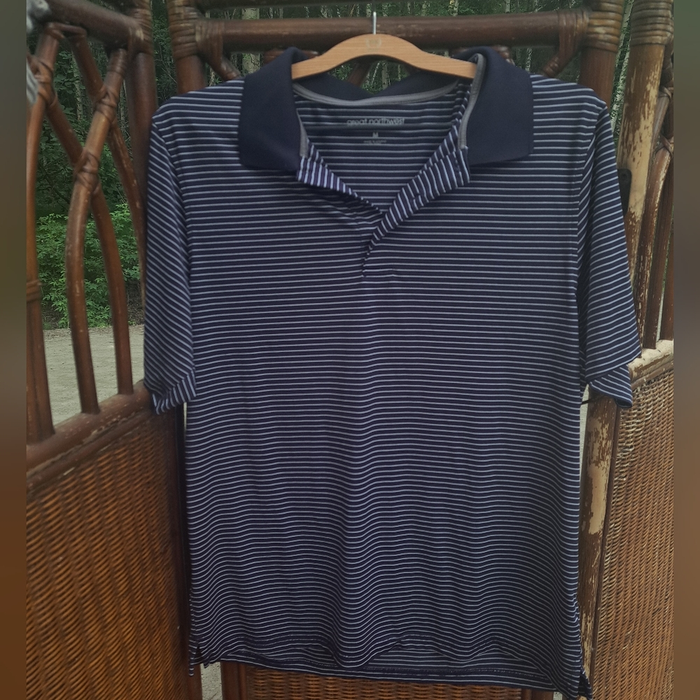 Great Northwest medium shirt🎆🎇